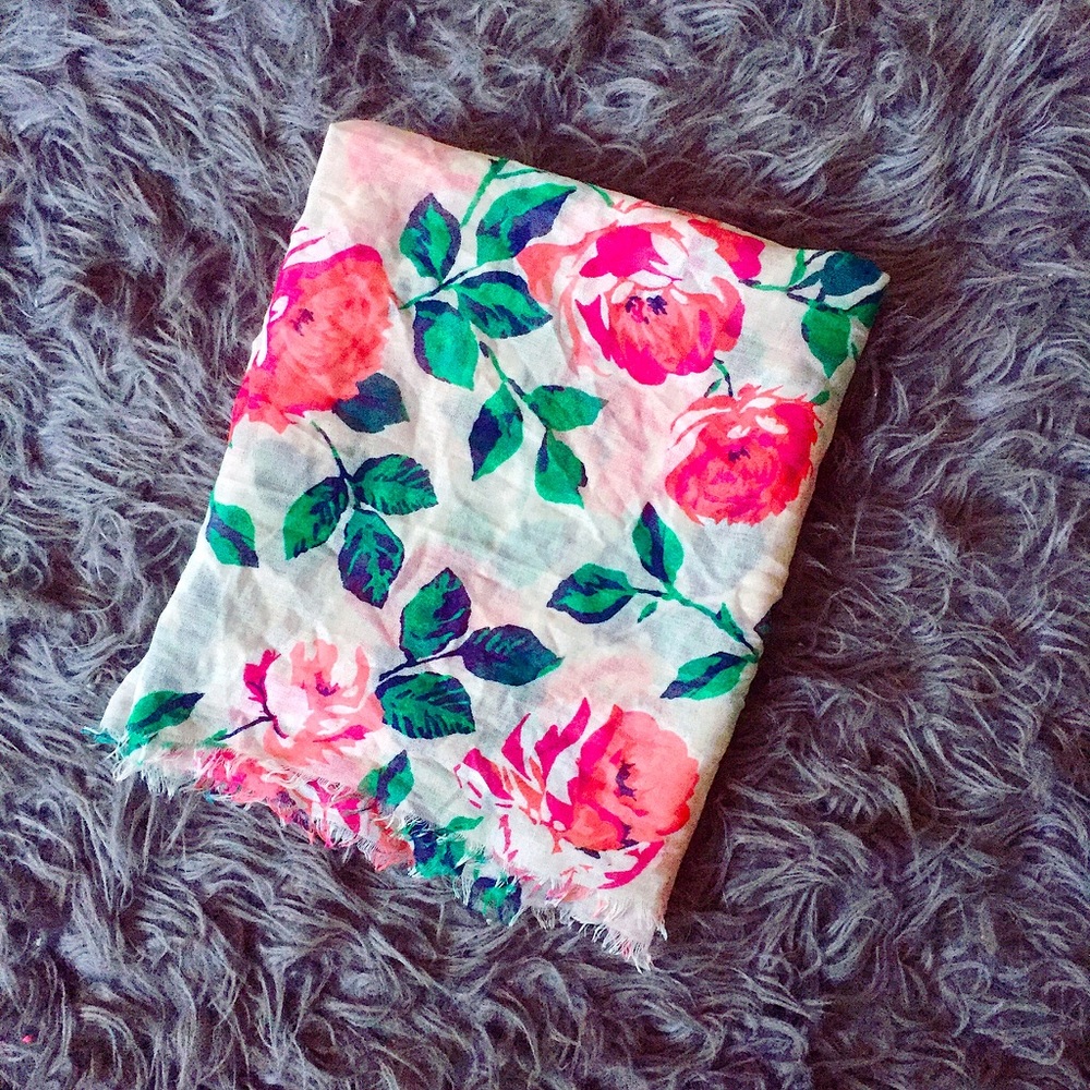 *NEW LISTING* Floral Scarf